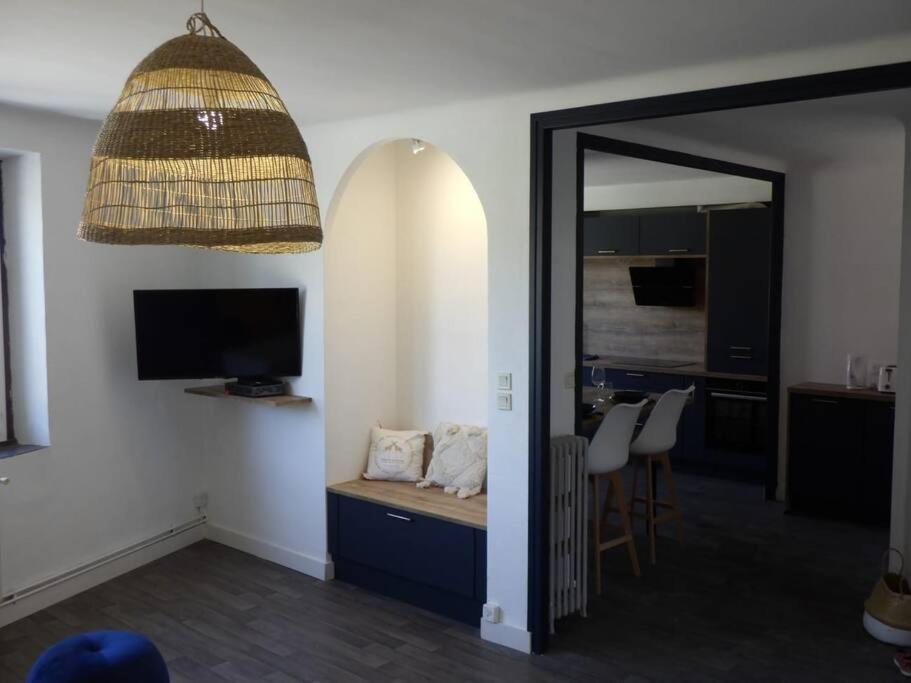 Spacieux Appartement Au Pied De La Cite Medievale Carcassonne Bagian luar foto